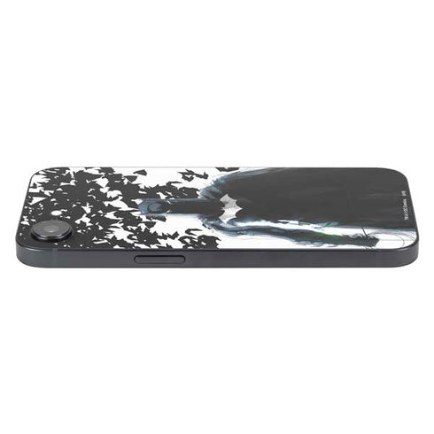 DC Comics Batman Holding batarang Art iPhone 16e Skin